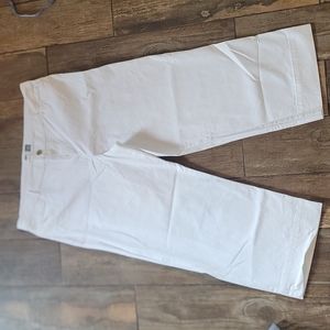 White‎ Old Navy Khaki Pants
